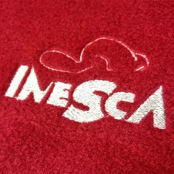 Inesca Acc Acampada Manta Polar Rojo Burdeos