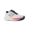 New Balance Zapatilla Running Fresh Foam 680 V9 Blanco Rosa Naranja Sea Salt Mujer