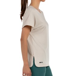 +8000 Camiseta Deportiva Tilan Beige Vigore Mujer