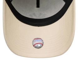 New Era Gorra Yankees MLB League Essential 9FORTY E-Frame Beige