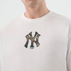 New Era Camiseta Oversized MLB Infill New York Yankees Blanco