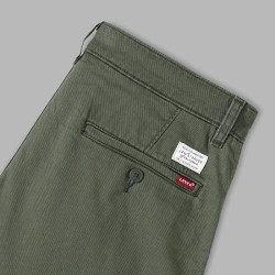Levis Pantalón Corto Chino Shorts II Verde Kambaba Cotton Linen Hombre
