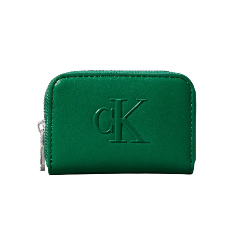 Calvin Klein Cartera Bold CK Medium Zip Around Verde Forest Mujer