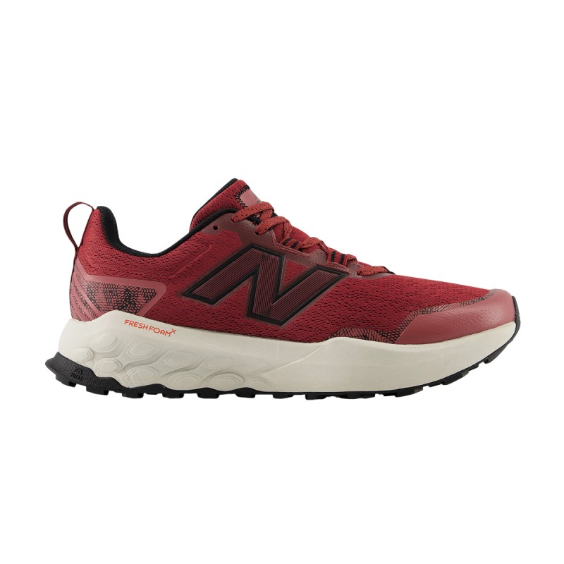 New Balance Zapatilla Trail Running Fresh Foam C Garoé V2 Rojo Podium Red Hombre