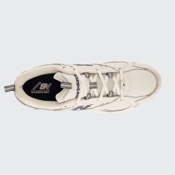 New Balance Zapatilla Casual 408 Crema Hombre